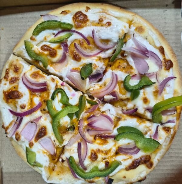 Veg Double Onion & Capsicum Pizza